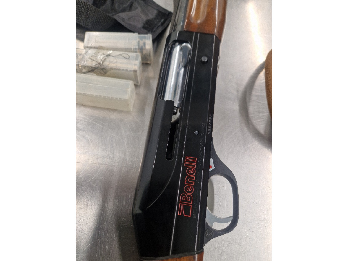 benelli modelo centro calibre 12