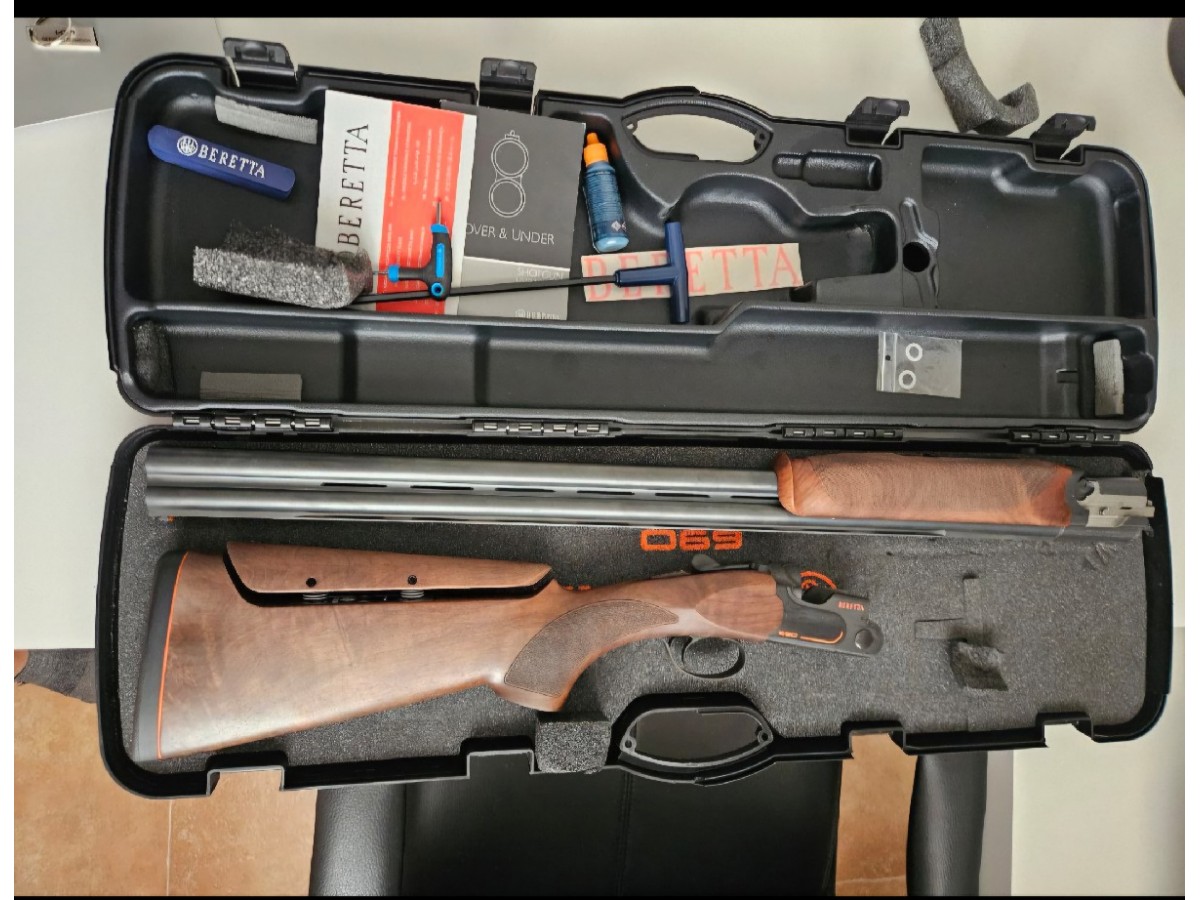 Beretta 690 black edition