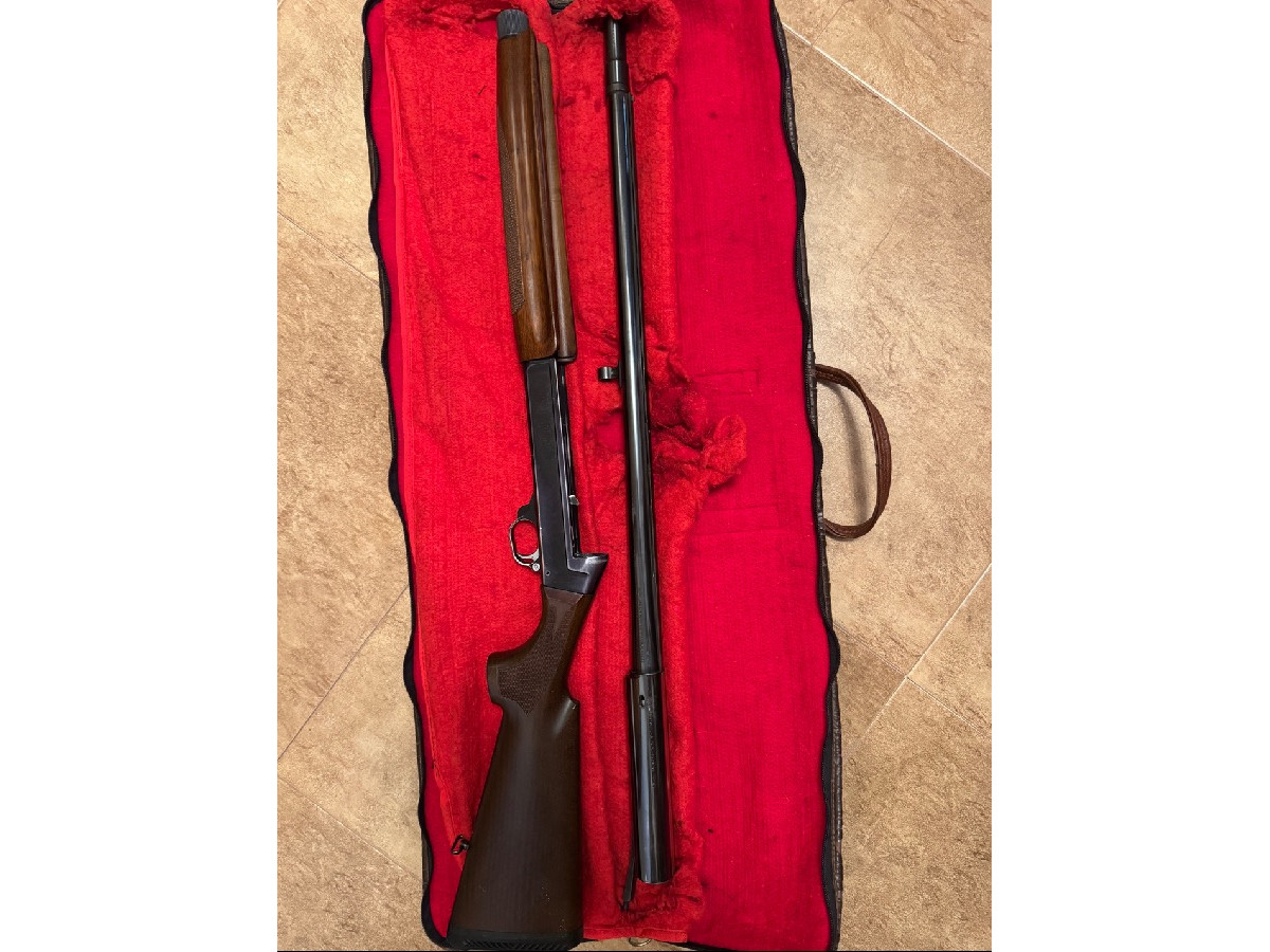 Escopeta Benelli modelo sl121