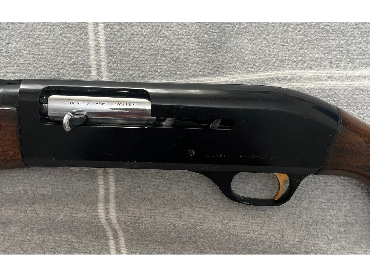 Escopeta Benelli repetidora súper 90 (para zurdos)