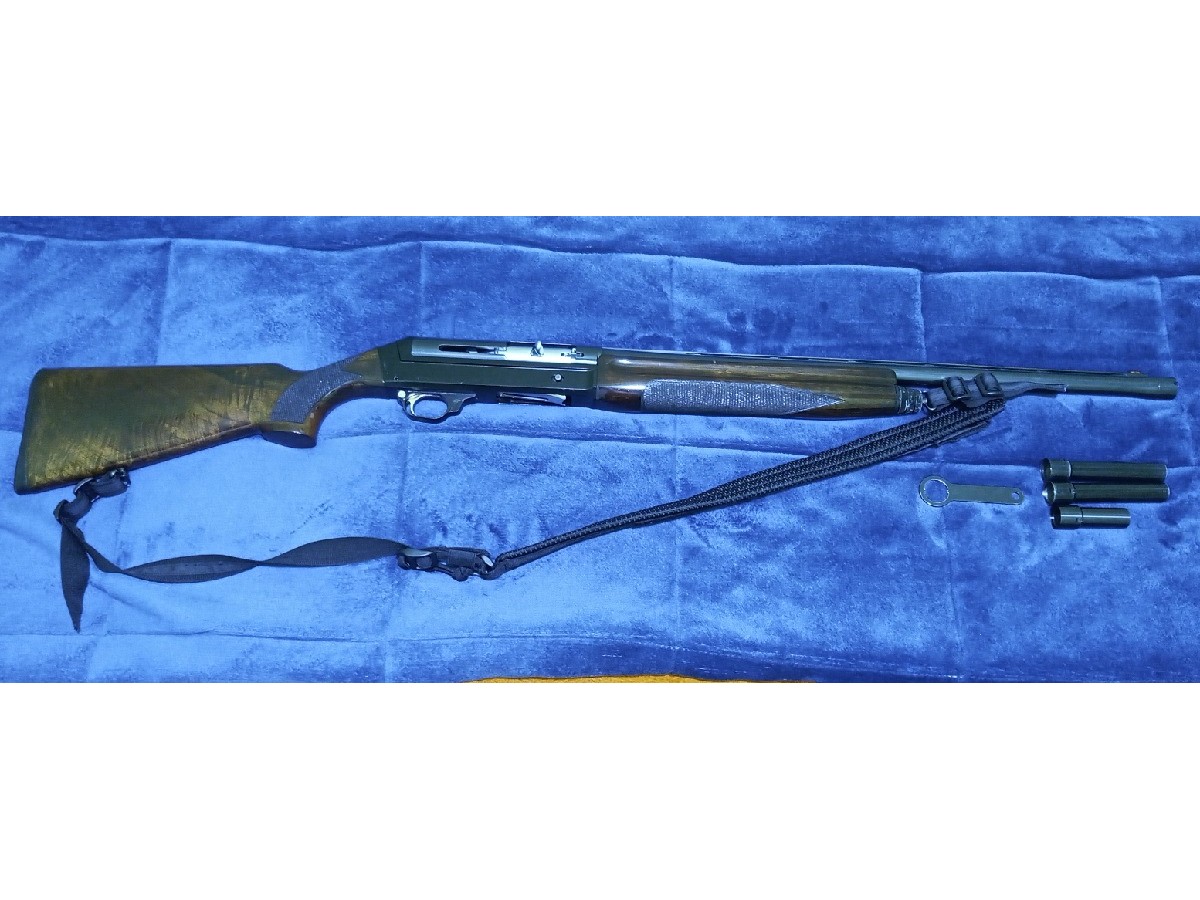 Escopeta Benelli SL121