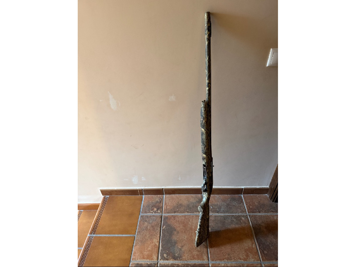 Escopeta repetidora zurdos calibre. 12