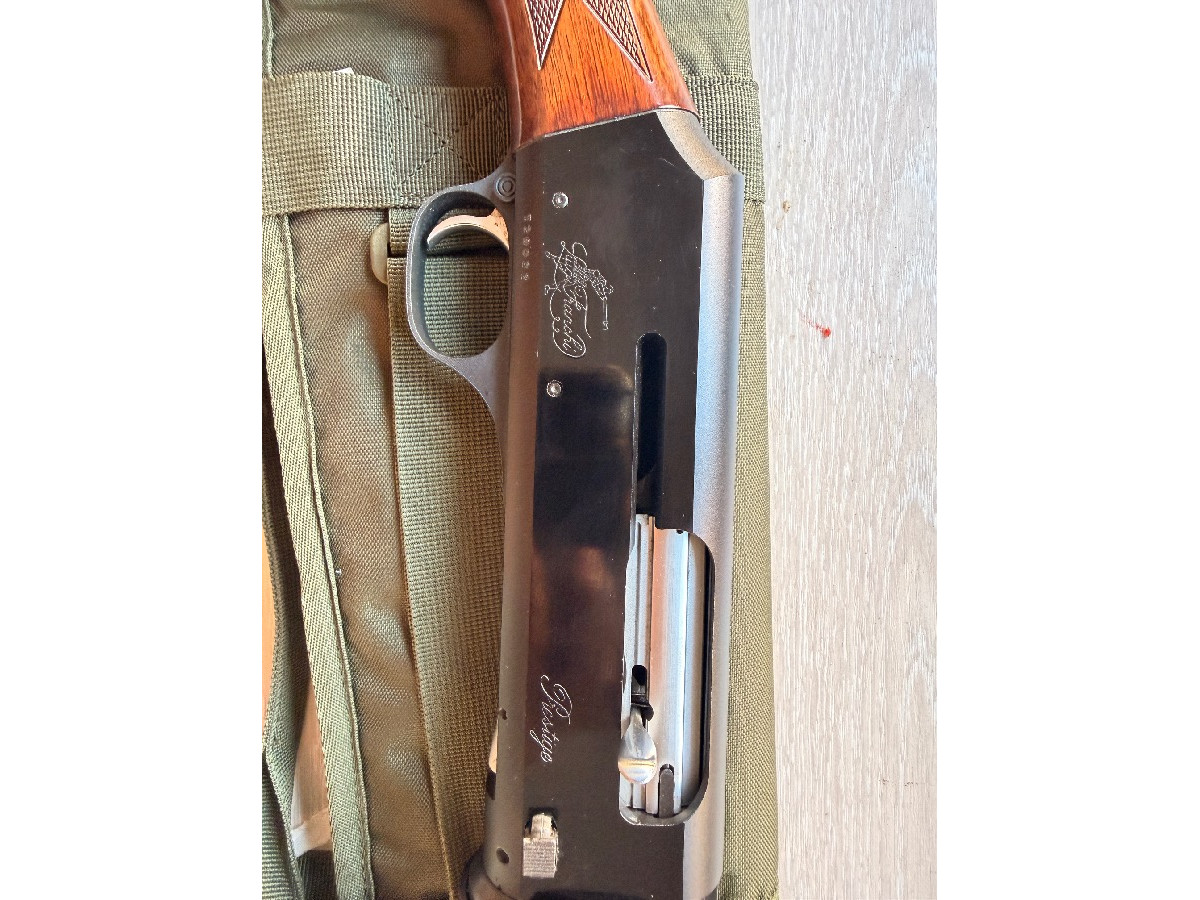 Franchi prestige casi nueva