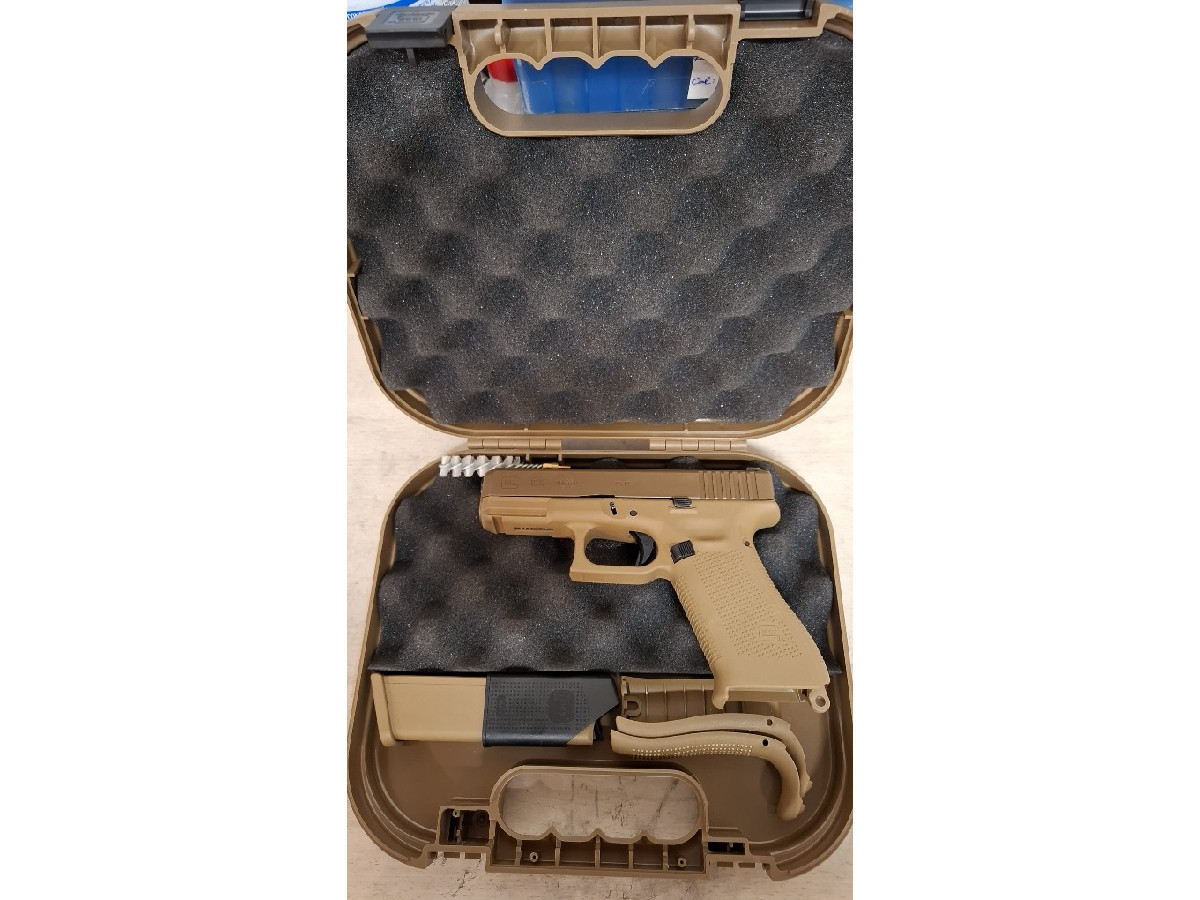 Glock 19x prácticamente nueva.