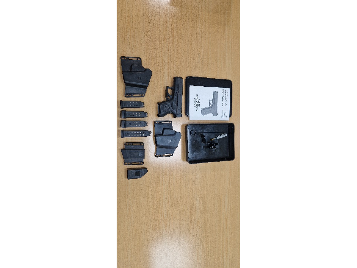 Glock 26 gen 3 sin uso con accesorios