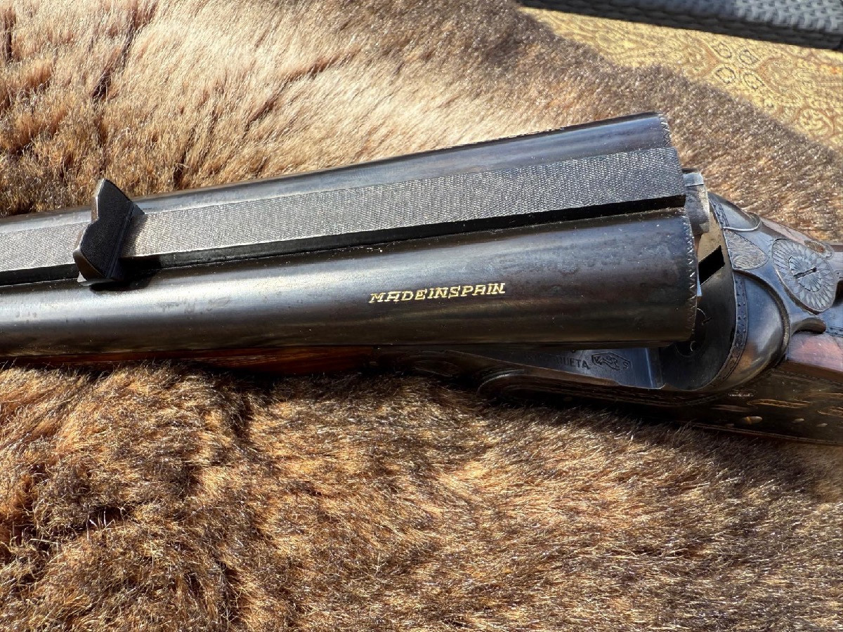 Magnífico rifle yuxtapuesto de Víctor Sarasqueta calibre 375