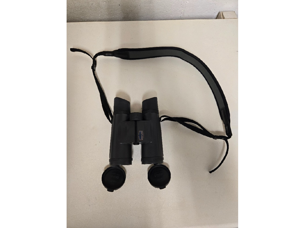 Prismáticos KAHLES 8 X 42