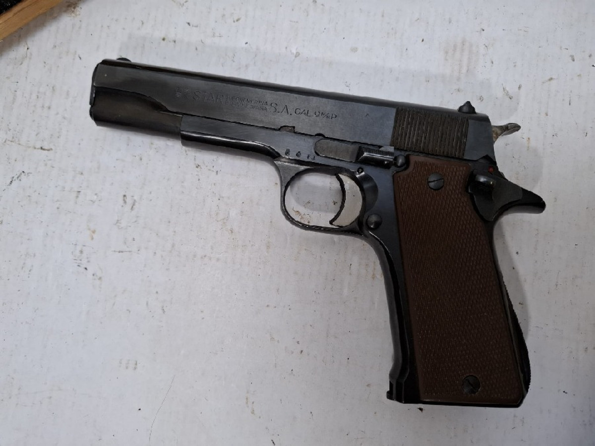 Star B Cal 9x19 Muy buen estado