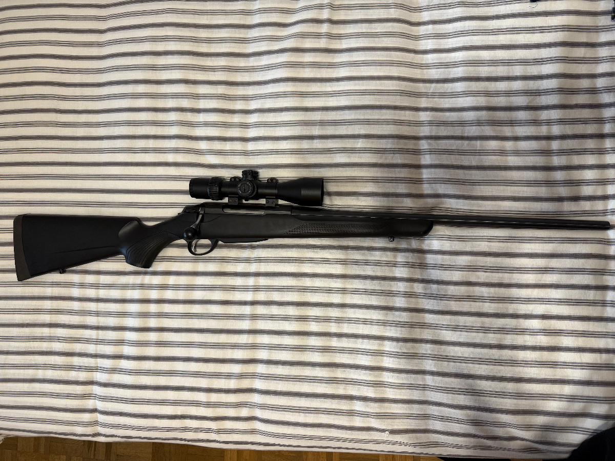 Tikka T3x Lite 30-06 con visor Vector y monturas Warne
