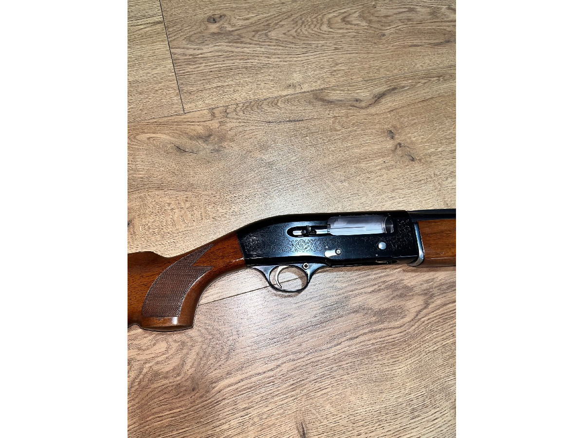 VENDO REPETIDORA BERETTA A 302
