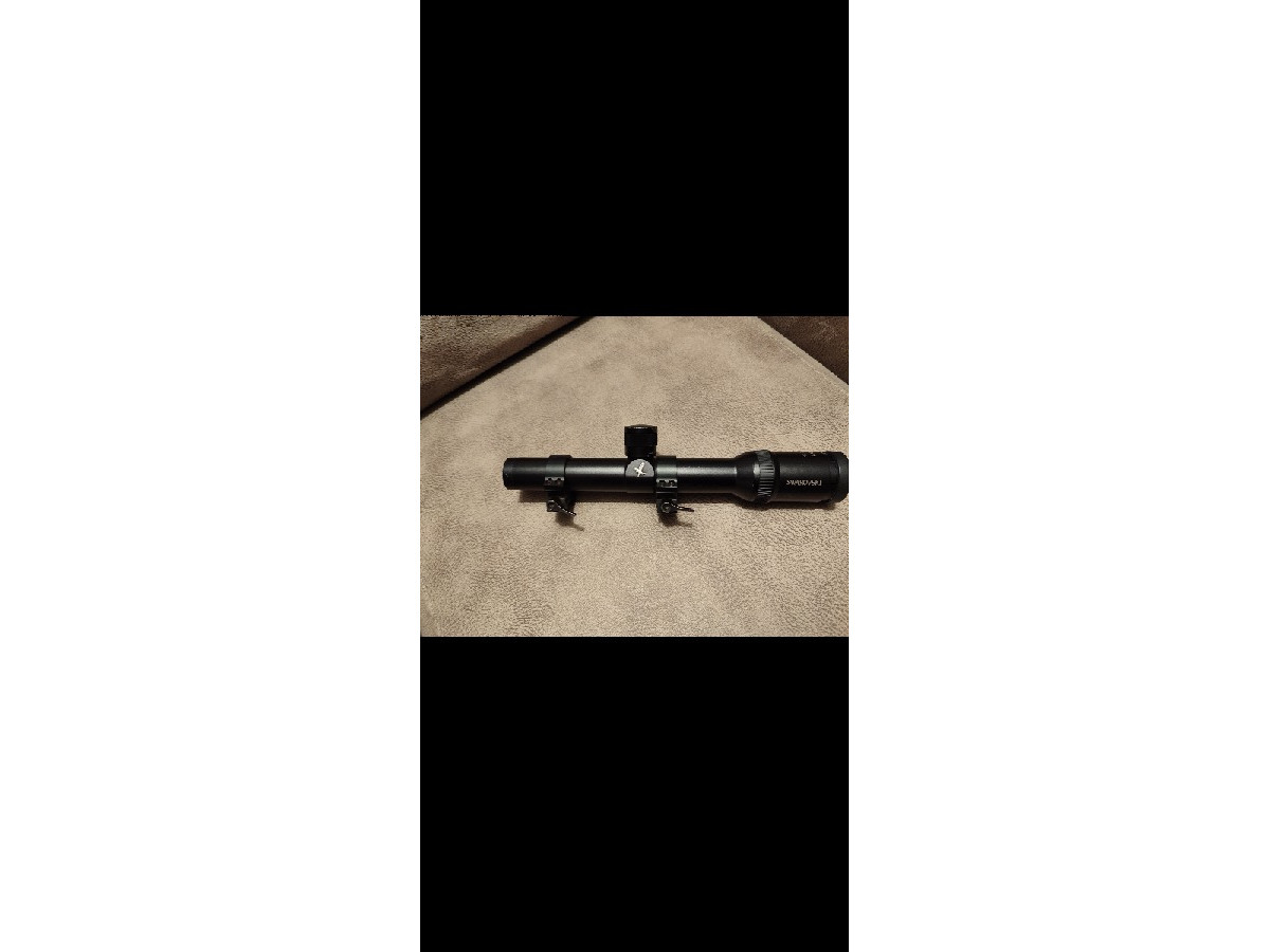 Visor Swarovski de batida