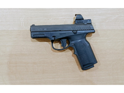 -Steyr Mannlicher M9-