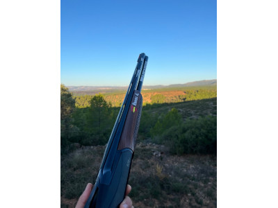 Benelli 828 U Black Estado: Excelente.