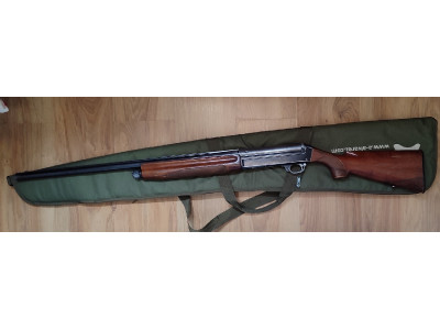 Benelli 121 semiautomática