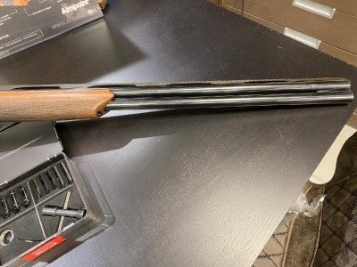 Benelli 828u black. Escopeta de caza