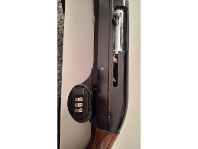 Benelli Armi Urbino Zurdo.