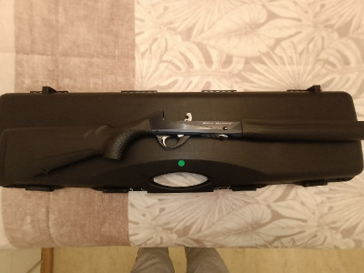 Benelli Bellmonte 3 negra.