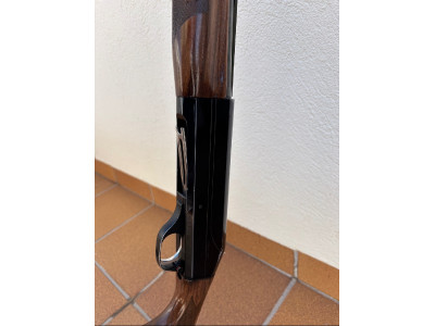 Benelli centro semiautomatica