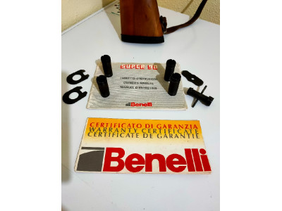Benelli escopeta semiautomática
