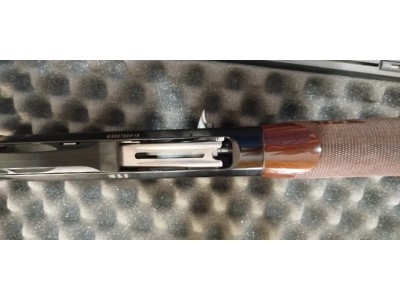 Benelli Montefeltro Centro crio semiautomática 66 cm