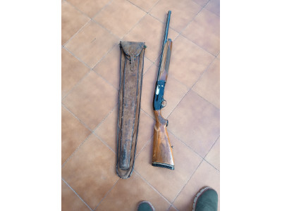 Escopeta Beretta del 12 con funda