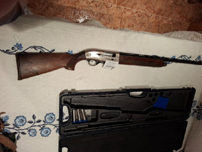 Beretta teknys  muy bien cuidada