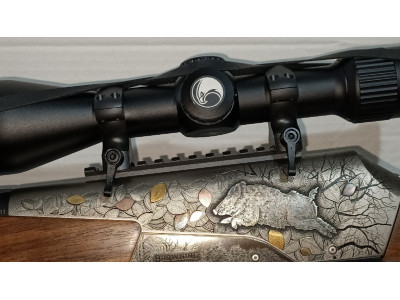 Brownig 4X edición limitada,con grabado.