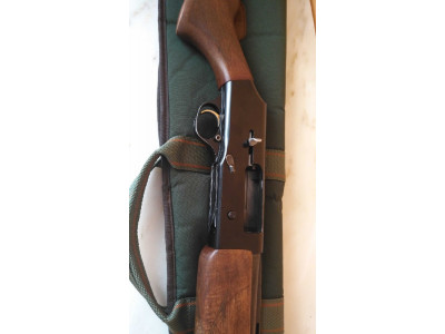 Semiautomática Browning B80 SL