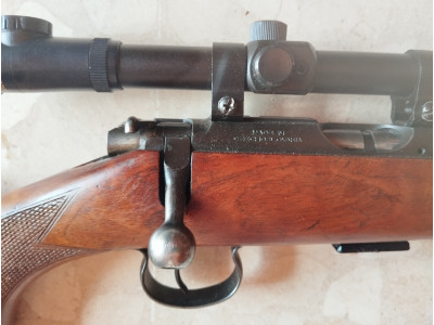 Carabina Brno calibre 22 LR