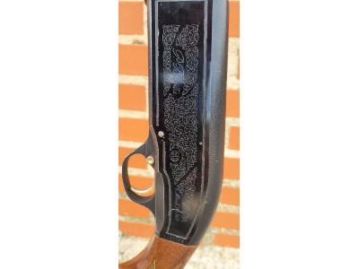 Escopeta Repetidora Beretta 303