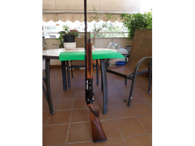 Escopeta automática calibre 20