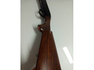 Escopeta Benelli Monte fieltro 20