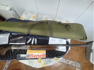 Escopeta benelli rafaelo crio evo nogal calibre 12