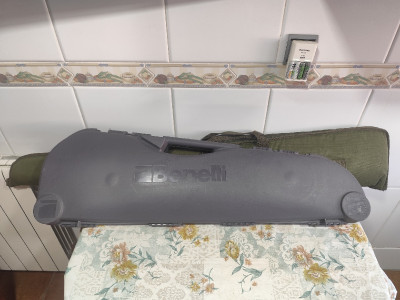 Escopeta benelli rafaelo crio evo nogal calibre 12