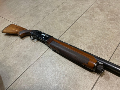 Escopeta Beretta repetidora cal 12