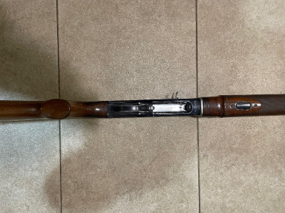 Escopeta Beretta repetidora cal 12