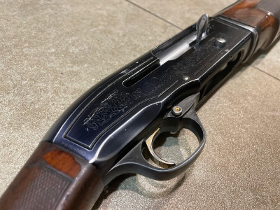 Escopeta Beretta repetidora cal 12