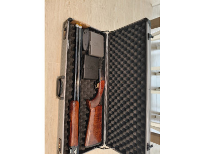 Escopeta Browning 725