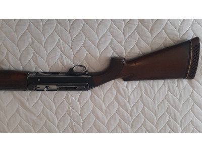 Escopeta de caza Benelli