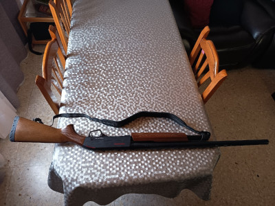 Escopeta de corredera calibre 12 Winchester SXP Field