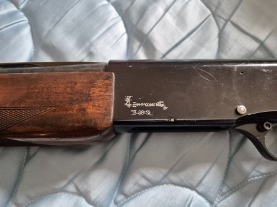 Escopeta de repetición BROWNING