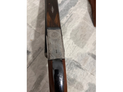 Escopeta paralela AYA.(Aguirre y aranzabal).