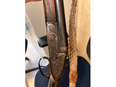 Escopeta paralela en buen uso