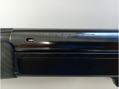 Escopeta repetidora Benelli SL-121