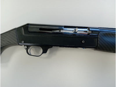 Escopeta repetidora Benelli SL-121