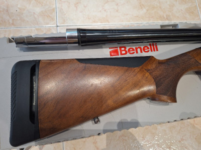 Escopeta semiautomatica  RAFFAELLO CRIO