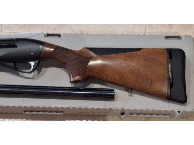 Escopeta semiautomatica  RAFFAELLO CRIO