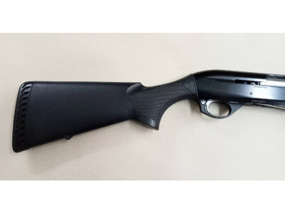 Escopeta semiautomática Benelli Montefeltro Comfort