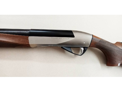 Escopeta semiautomática Benelli Raffaello Power Bore