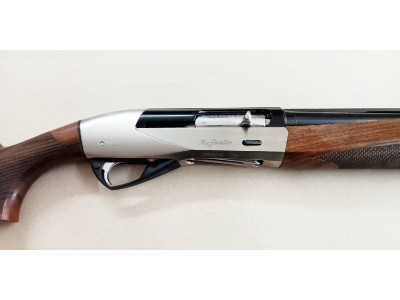 Escopeta semiautomática Benelli Raffaello Power Bore